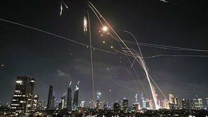 10 مليارات شيكل خسائر بسبب الصواريخ الإيرانية على مباني في الأراضي المحتلة