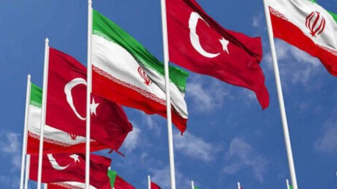 إيران تتسلّم 21 سجيناً من تركيا في إطار اتفاقيات التعاون القضائي